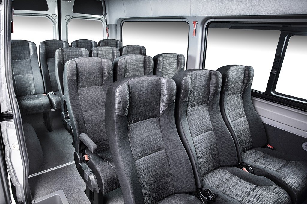 mercedes-benz-argentina-presenta-la-nueva-sprinter-interior-foto-2
